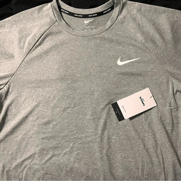 Nike Swim Shirt NWT - Picture 6 of 6